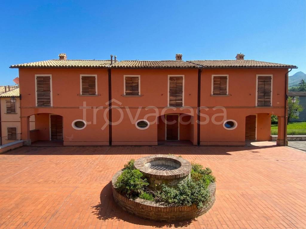 casa indipendente in vendita a Pennabilli in zona Maciano