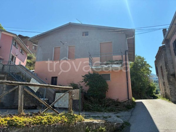 casa indipendente in vendita a Pennabilli