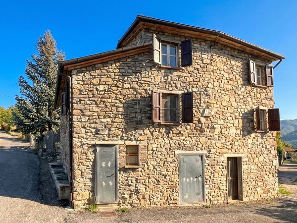 casa indipendente in vendita a Pennabilli