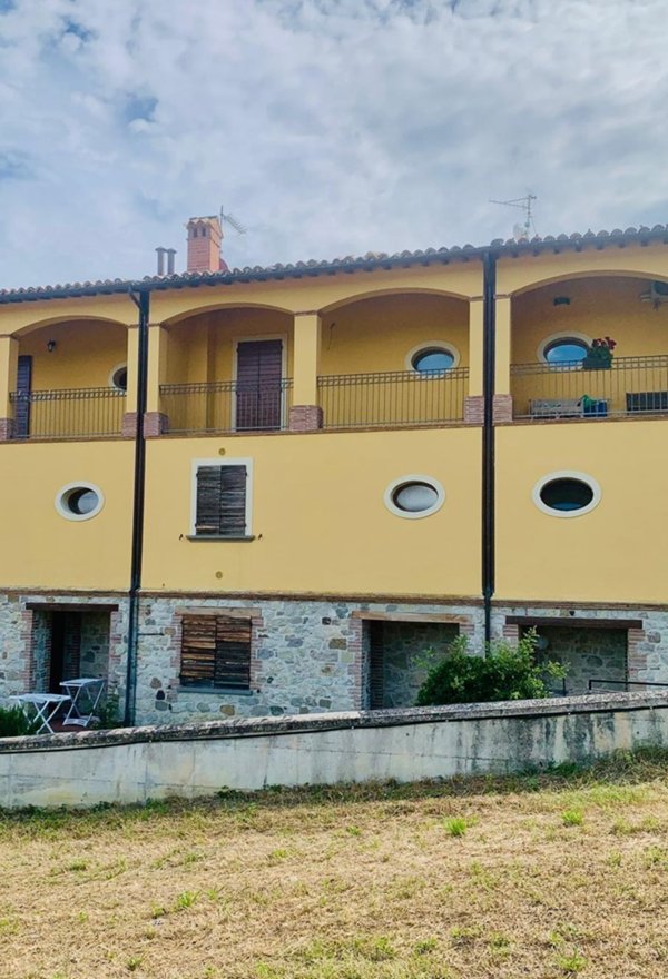 casa indipendente in vendita a Pennabilli in zona Maciano
