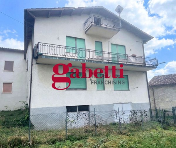 casa indipendente in vendita a Pennabilli in zona Maciano