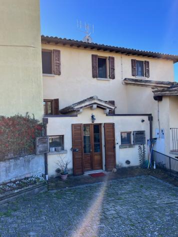 casa indipendente in vendita a Pennabilli in zona Maciano