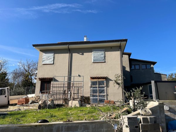 casa indipendente in vendita a Pennabilli in zona Miratoio