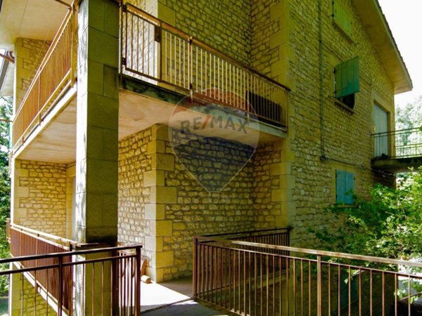 casale in vendita a San Leo