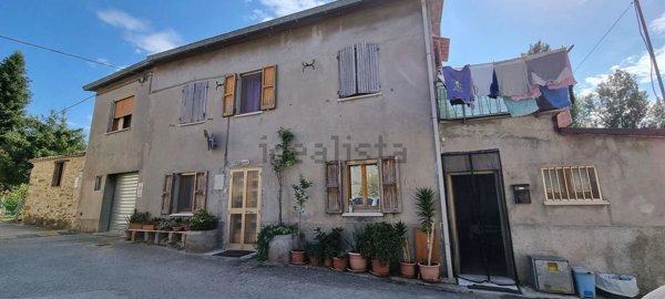 casa semindipendente in vendita a San Leo