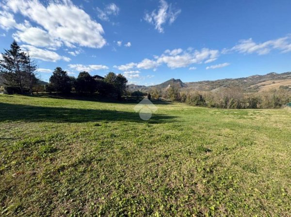 terreno edificabile in vendita a San Leo