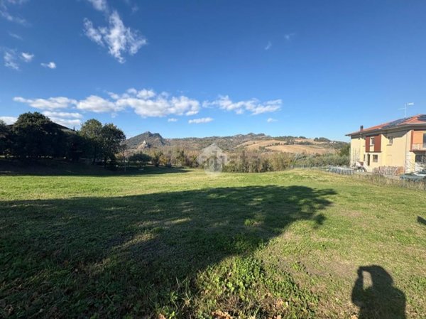 terreno edificabile in vendita a San Leo
