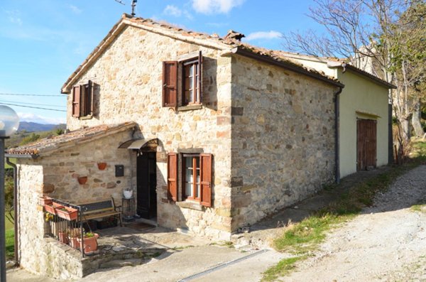 casa indipendente in vendita a Sant'Agata Feltria in zona Petrella Guidi