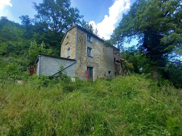 casa indipendente in vendita a Sant'Agata Feltria