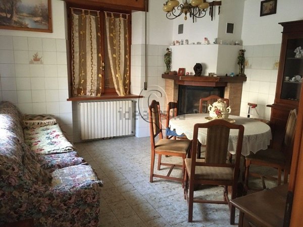 casa indipendente in vendita a Sant'Agata Feltria in zona Petrella Guidi