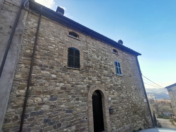 casa indipendente in vendita a Sant'Agata Feltria