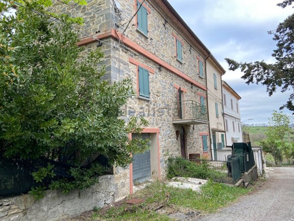 casa indipendente in vendita a Sant'Agata Feltria