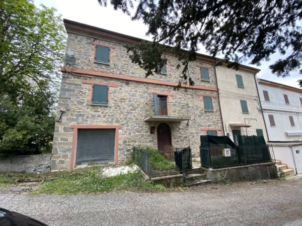 casa indipendente in vendita a Sant'Agata Feltria