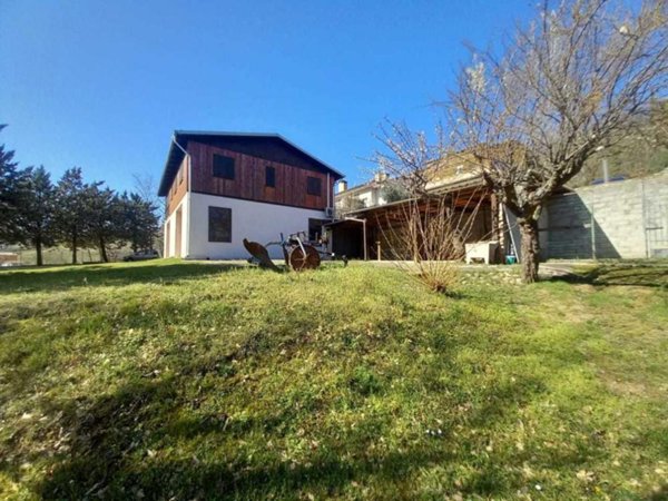 casa indipendente in vendita a Talamello