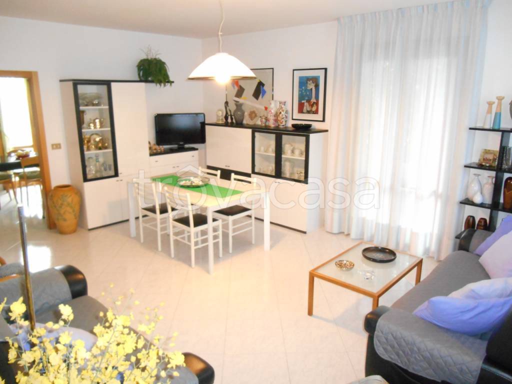 casa indipendente in vendita a Poggio Torriana in zona Poggio Berni