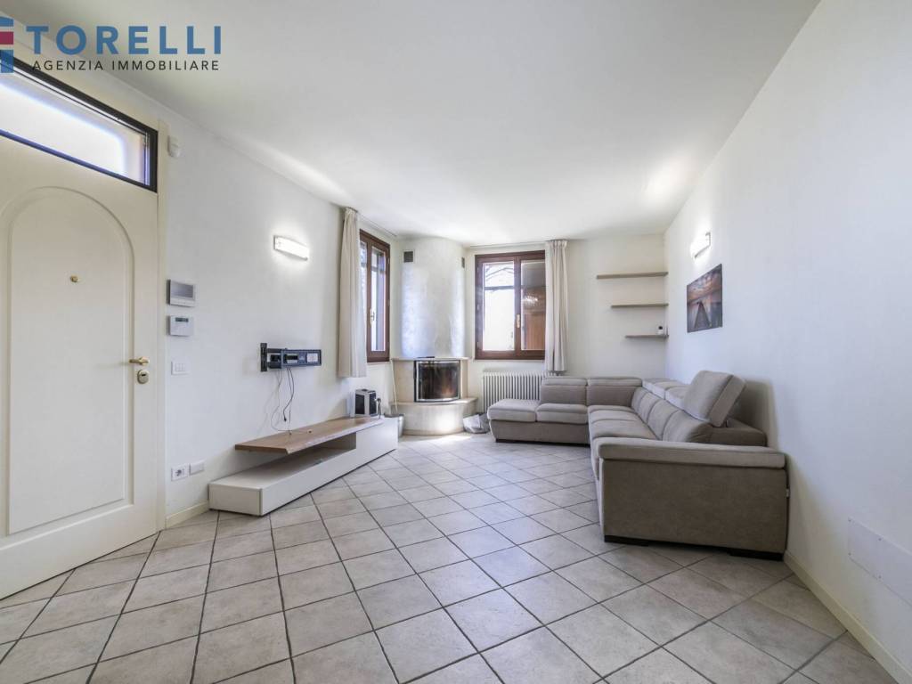 appartamento in vendita a Poggio Torriana in zona Torriana