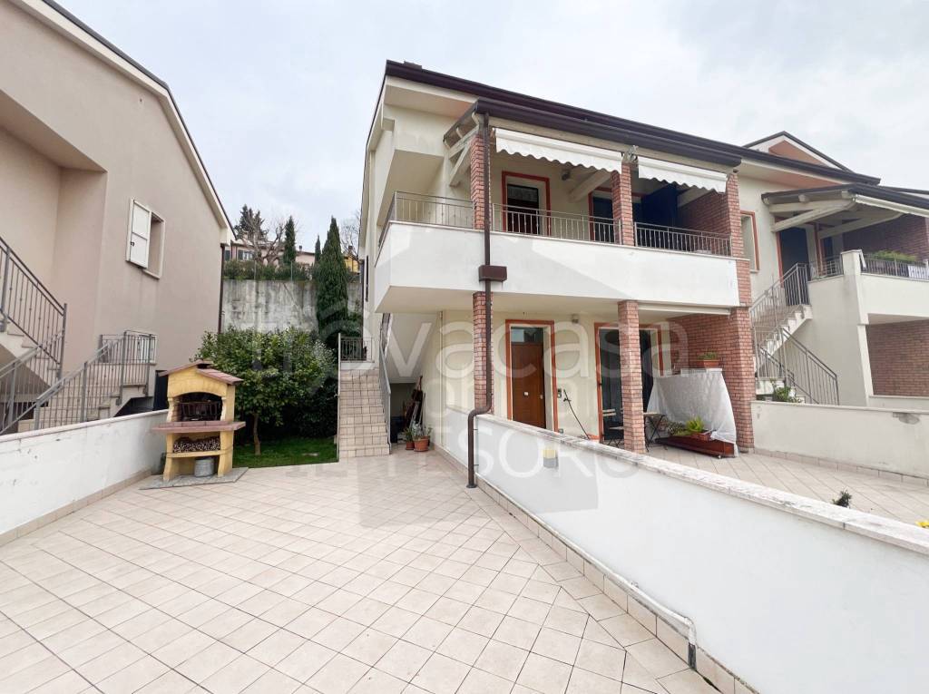 appartamento in vendita a Poggio Torriana in zona Trebbio