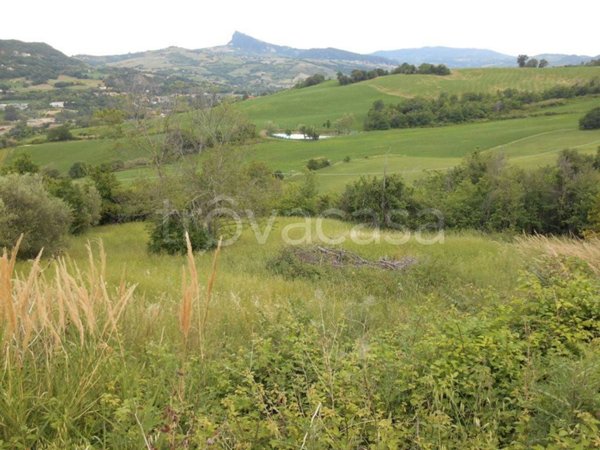 terreno edificabile in vendita a Poggio Torriana in zona Torriana