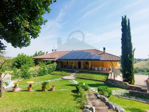 casa indipendente in vendita a Poggio Torriana