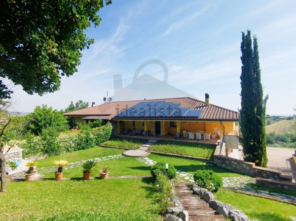 casa indipendente in vendita a Poggio Torriana