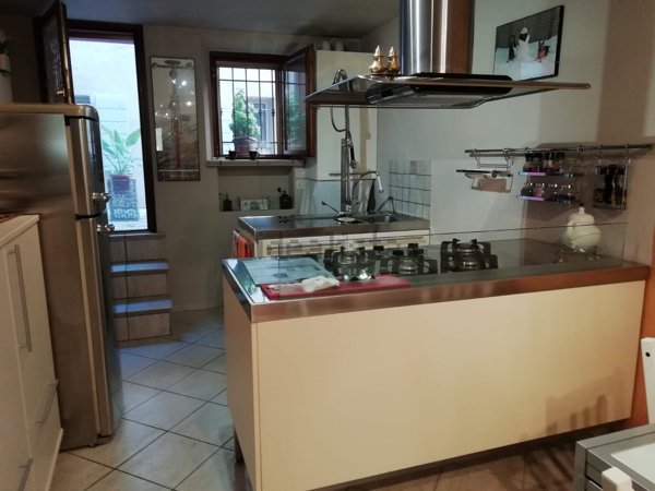 casa indipendente in vendita a Poggio Torriana in zona Camerano