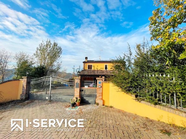 casa indipendente in vendita a Poggio Torriana