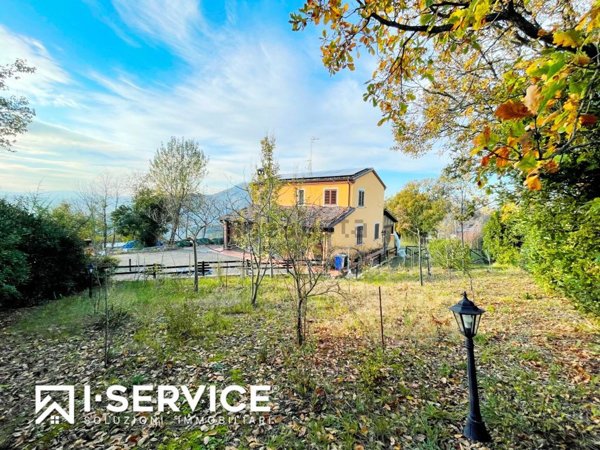 casa indipendente in vendita a Poggio Torriana