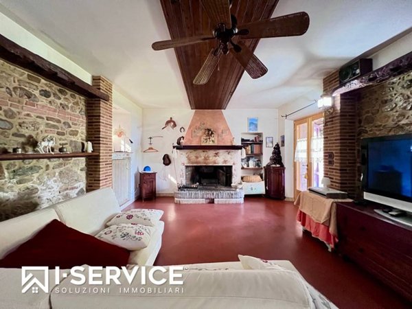 casa indipendente in vendita a Poggio Torriana in zona Gemmiano