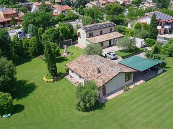 casa indipendente in vendita a Poggio Torriana in zona Poggio Berni