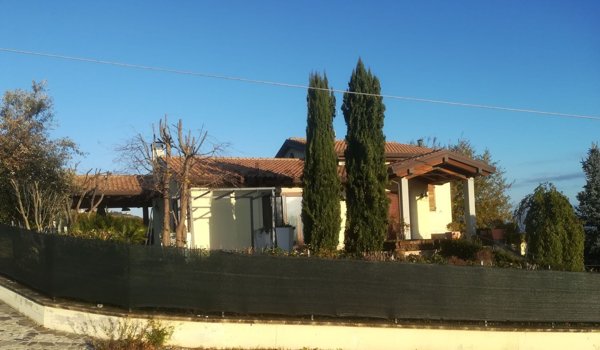 casa indipendente in vendita a Poggio Torriana