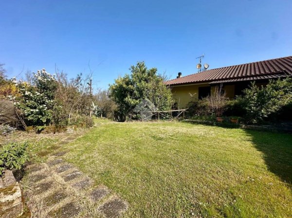 casa indipendente in vendita a Poggio Torriana in zona Colombare