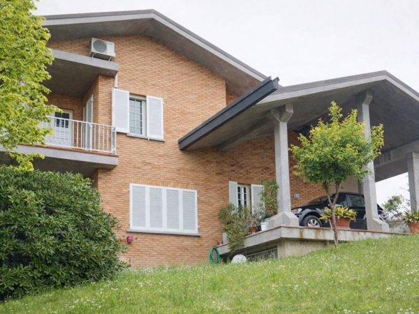 casa indipendente in vendita a Poggio Torriana