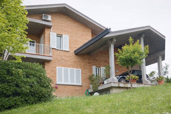 casa indipendente in vendita a Poggio Torriana in zona Gessi