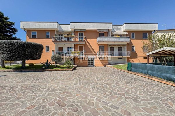 appartamento in vendita a Poggio Torriana in zona Santo Marino