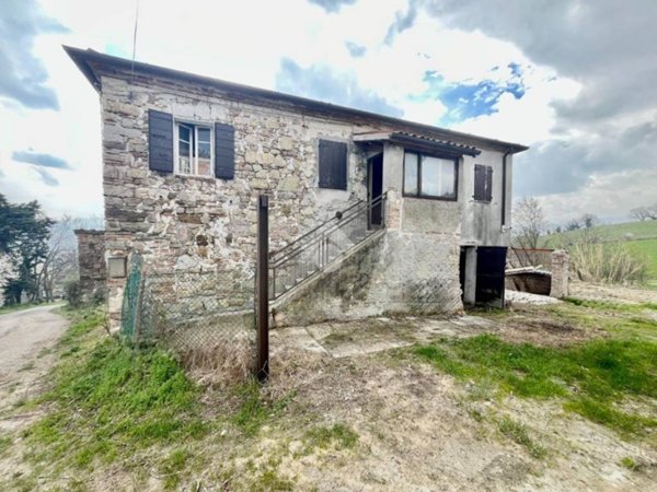casa indipendente in vendita a Poggio Torriana