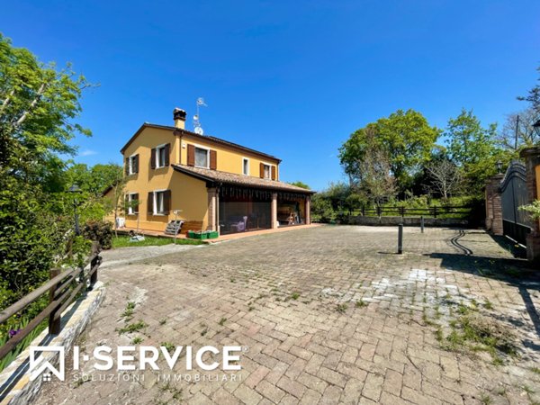 casa indipendente in vendita a Poggio Torriana in zona Torriana