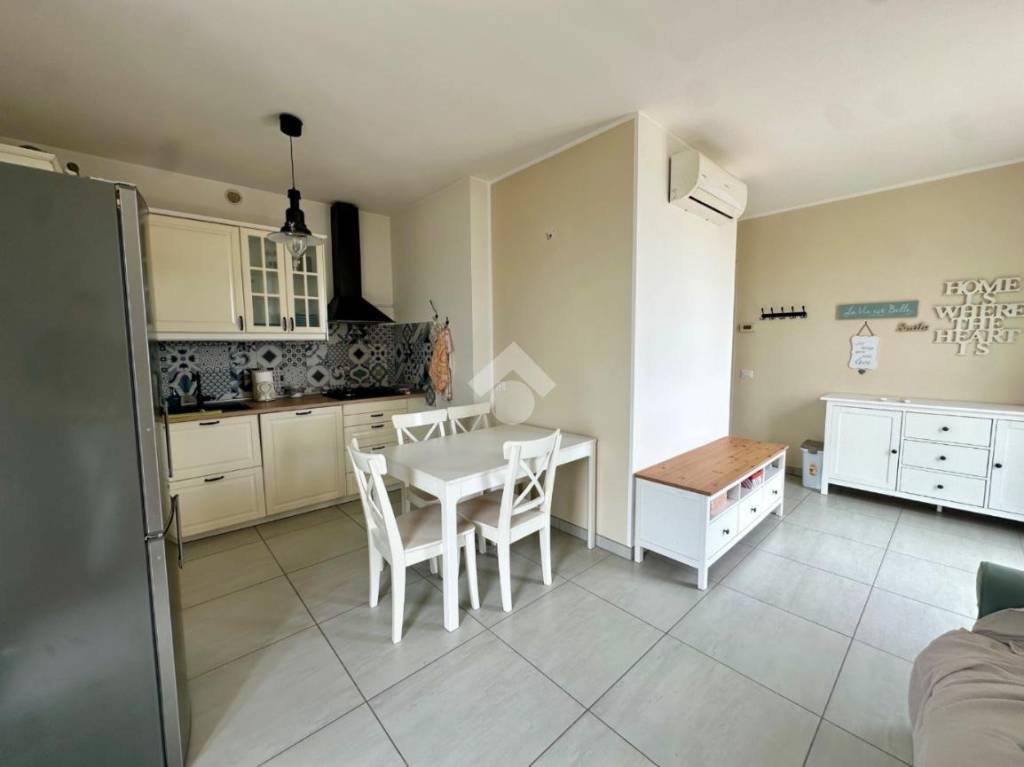 appartamento in vendita a Poggio Torriana in zona Gemmiano
