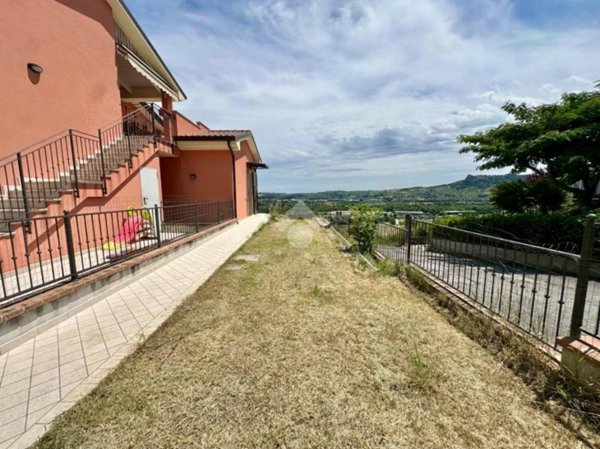 appartamento in vendita a Poggio Torriana in zona Franzolini