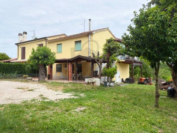 appartamento in vendita a Poggio Torriana in zona Sant'Andrea