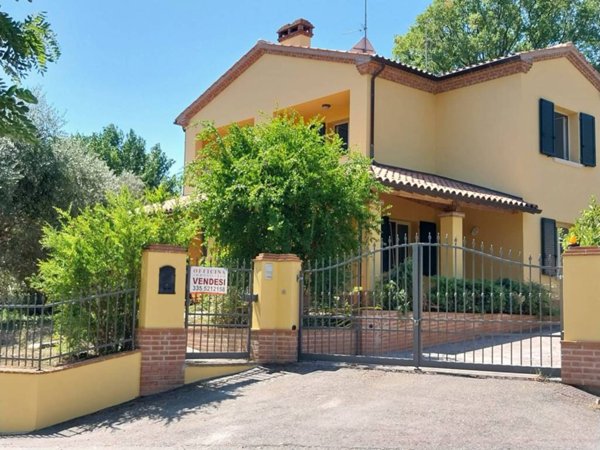 casa indipendente in vendita a Poggio Torriana in zona Franzolini
