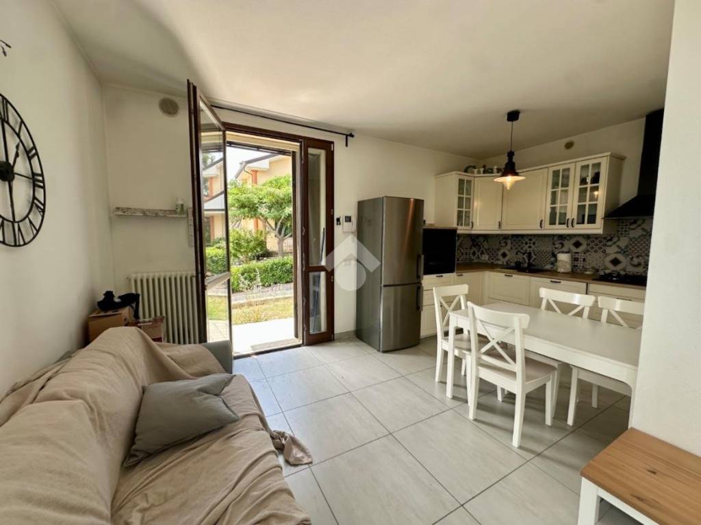 appartamento in vendita a Poggio Torriana in zona Colombare