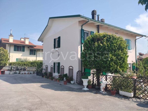 casa indipendente in vendita a Poggio Torriana in zona Camerano