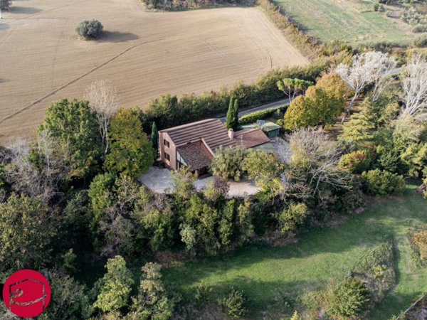 casa indipendente in vendita a Poggio Torriana in zona Colombare