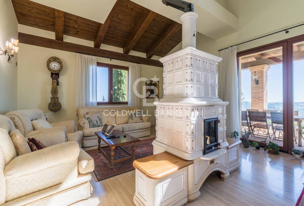 casa indipendente in vendita a Poggio Torriana in zona Torriana