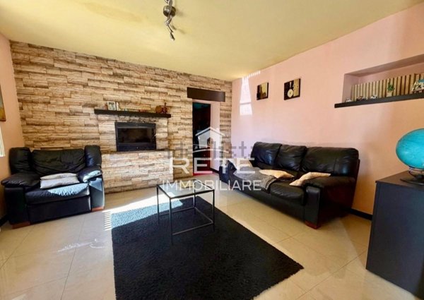 casa indipendente in vendita a Poggio Torriana in zona Camerano