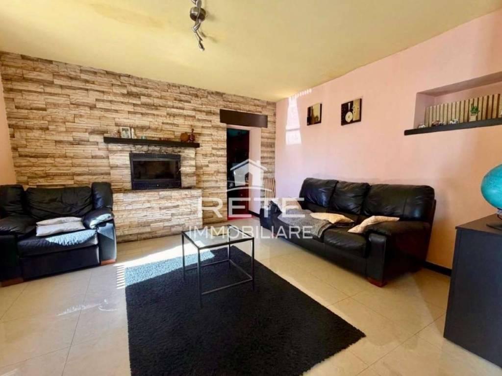 casa indipendente in vendita a Poggio Torriana