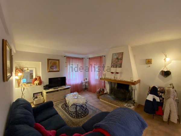 casa indipendente in vendita a Montescudo-Monte Colombo