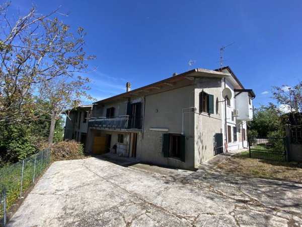 casa indipendente in vendita a Montescudo-Monte Colombo in zona Croce