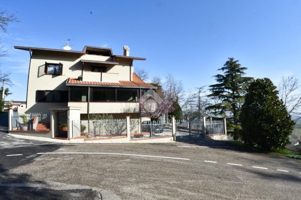 casa indipendente in vendita a Montescudo-Monte Colombo