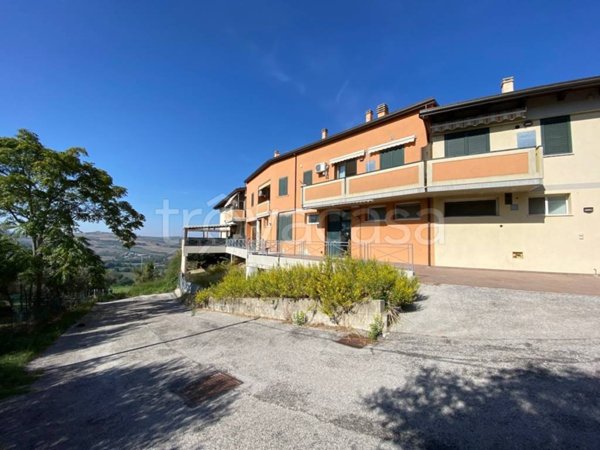 appartamento in vendita a Montescudo-Monte Colombo in zona Trarivi